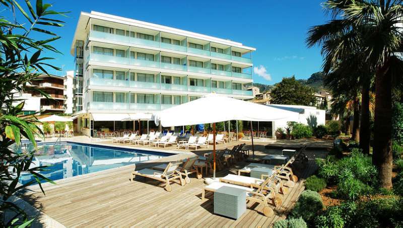 Hotel Aimia 4*